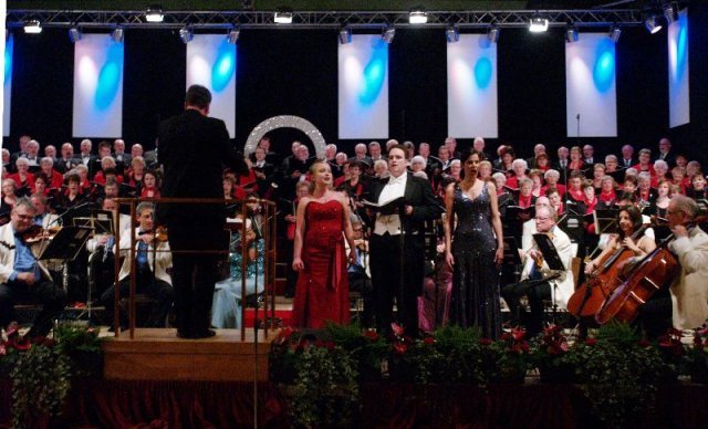 2010 - Konzert mit dem Johann-Strauss-Orchester